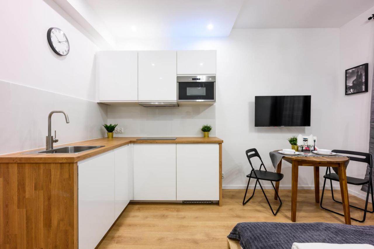 Cracow Rent Apartments - Spacious Apartments For 2-7 People In Quiet Area - Kolberga Street Nr 3 - 10 Min To Main Square By Foot Krakov Exteriér fotografie