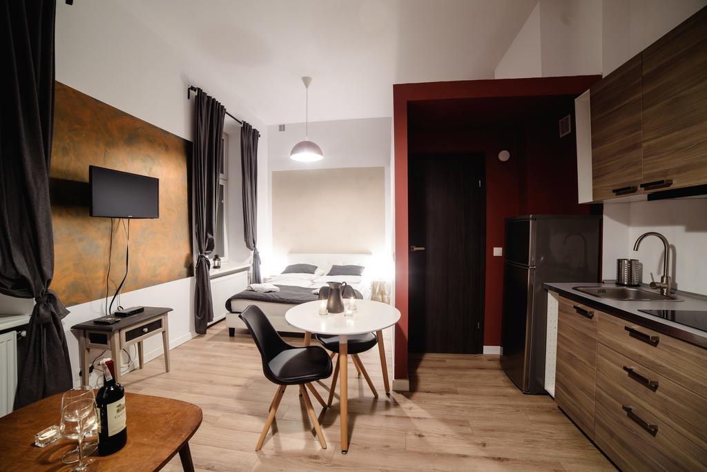 Cracow Rent Apartments - Spacious Apartments For 2-7 People In Quiet Area - Kolberga Street Nr 3 - 10 Min To Main Square By Foot Krakov Exteriér fotografie