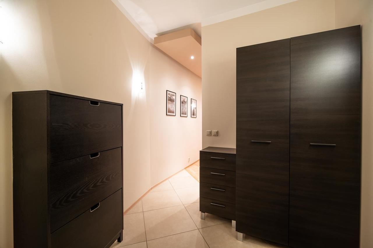 Cracow Rent Apartments - Spacious Apartments For 2-7 People In Quiet Area - Kolberga Street Nr 3 - 10 Min To Main Square By Foot Krakov Exteriér fotografie