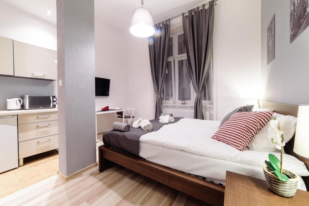 Cracow Rent Apartments - Spacious Apartments For 2-7 People In Quiet Area - Kolberga Street Nr 3 - 10 Min To Main Square By Foot Krakov Exteriér fotografie